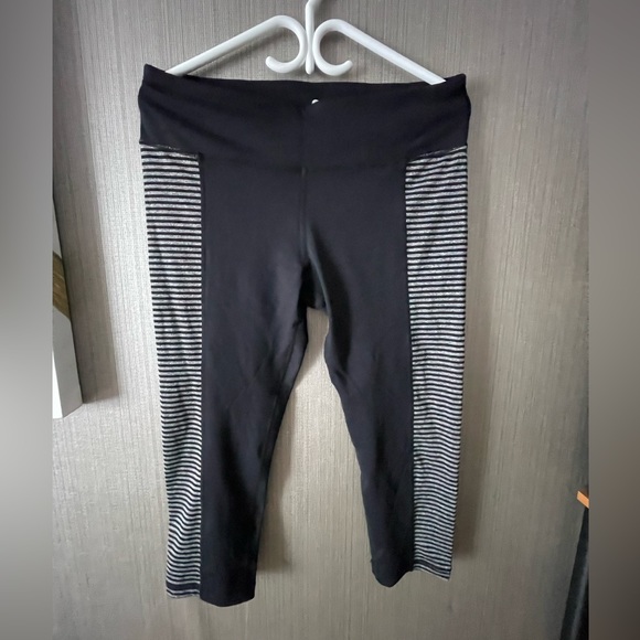 Velocity capris size XL - Picture 1 of 4